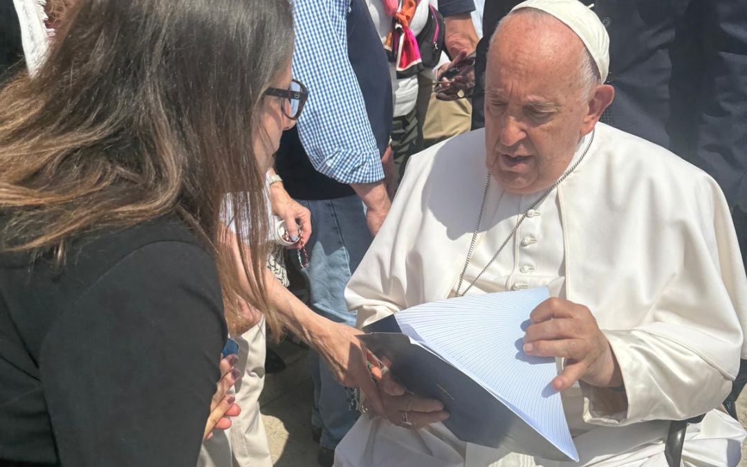 Víctimas de la dictadura piden apoyo al Papa para una transición democrática en Nicaragua