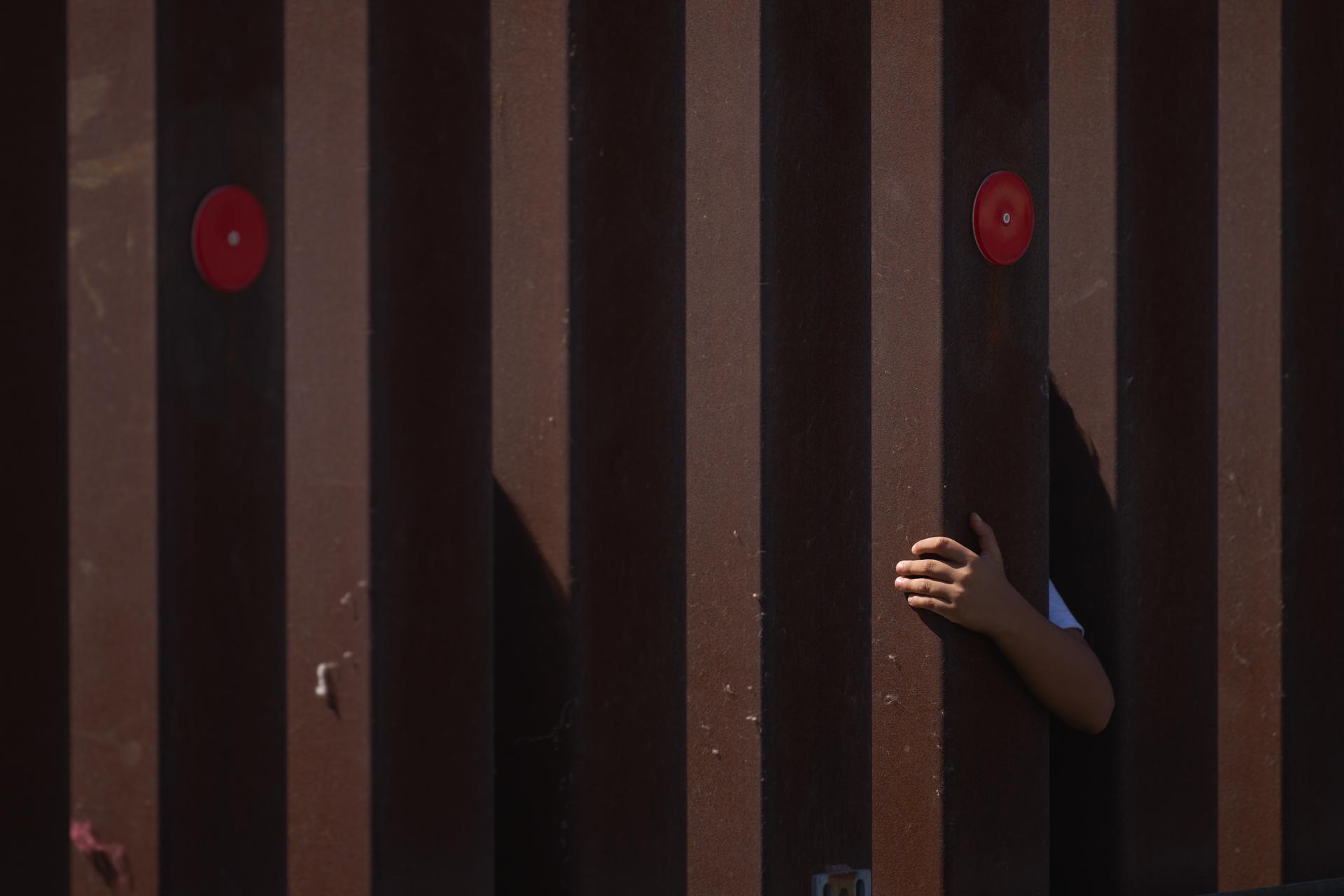 EE.UU. empieza a suspender los fondos de ayuda legal a menores migrantes no acompañados