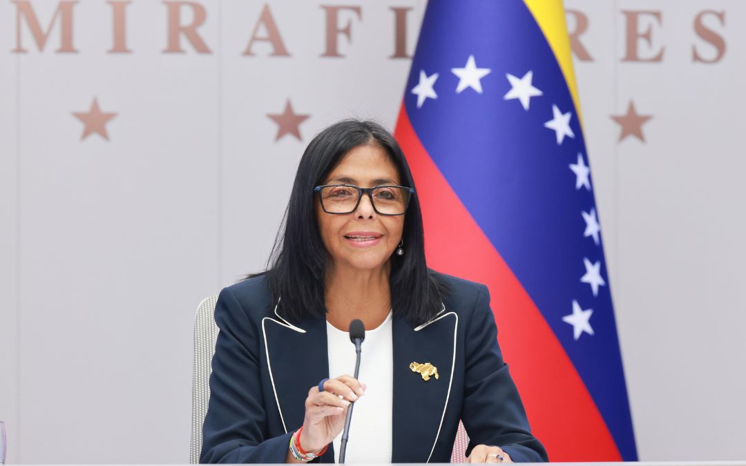 EE. UU levanta sanciones contra Delcy Rodríguez