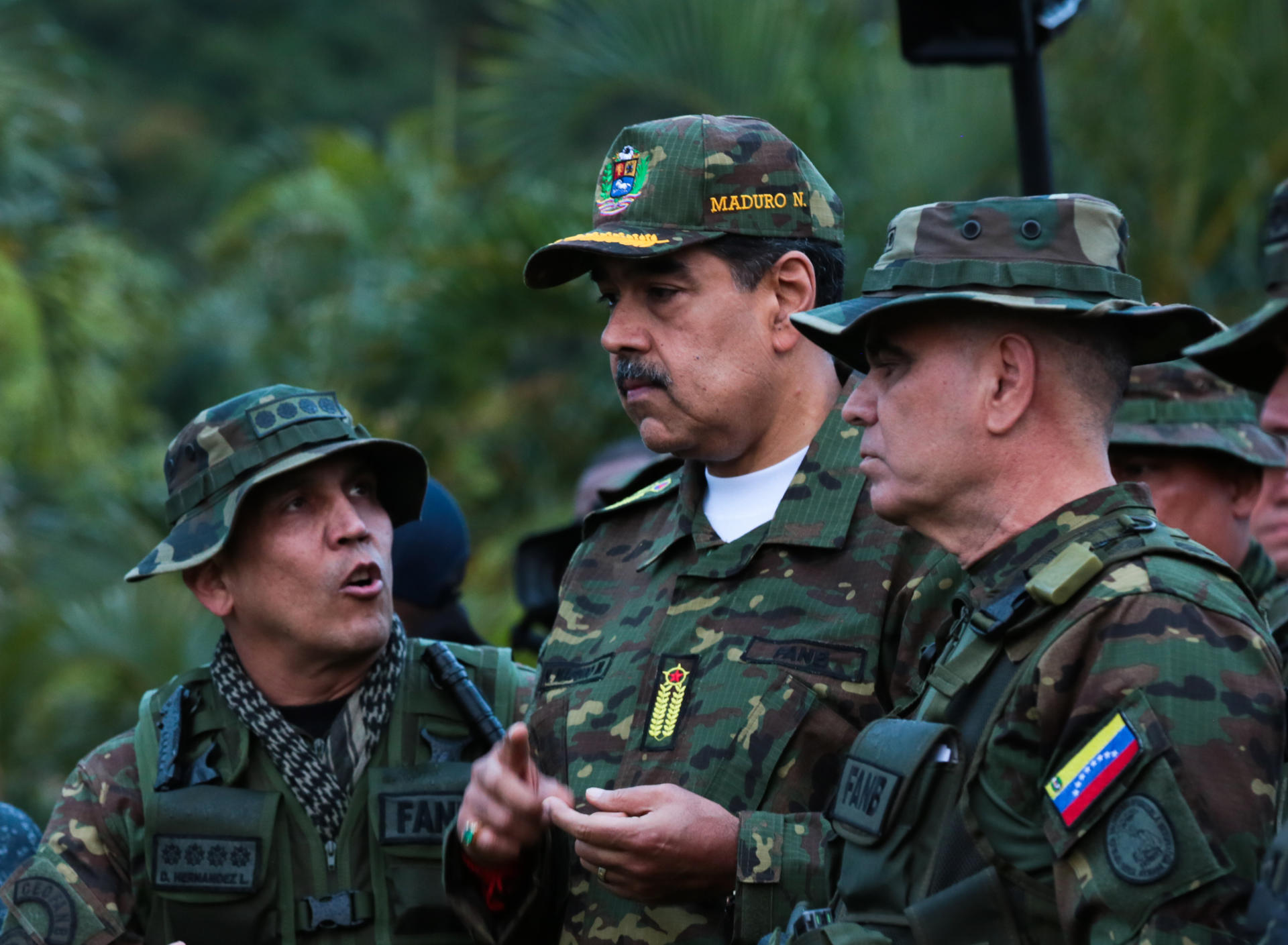 Maduro despliega 150.000 efectivos para primeros ejercicios militares y policiales 2025