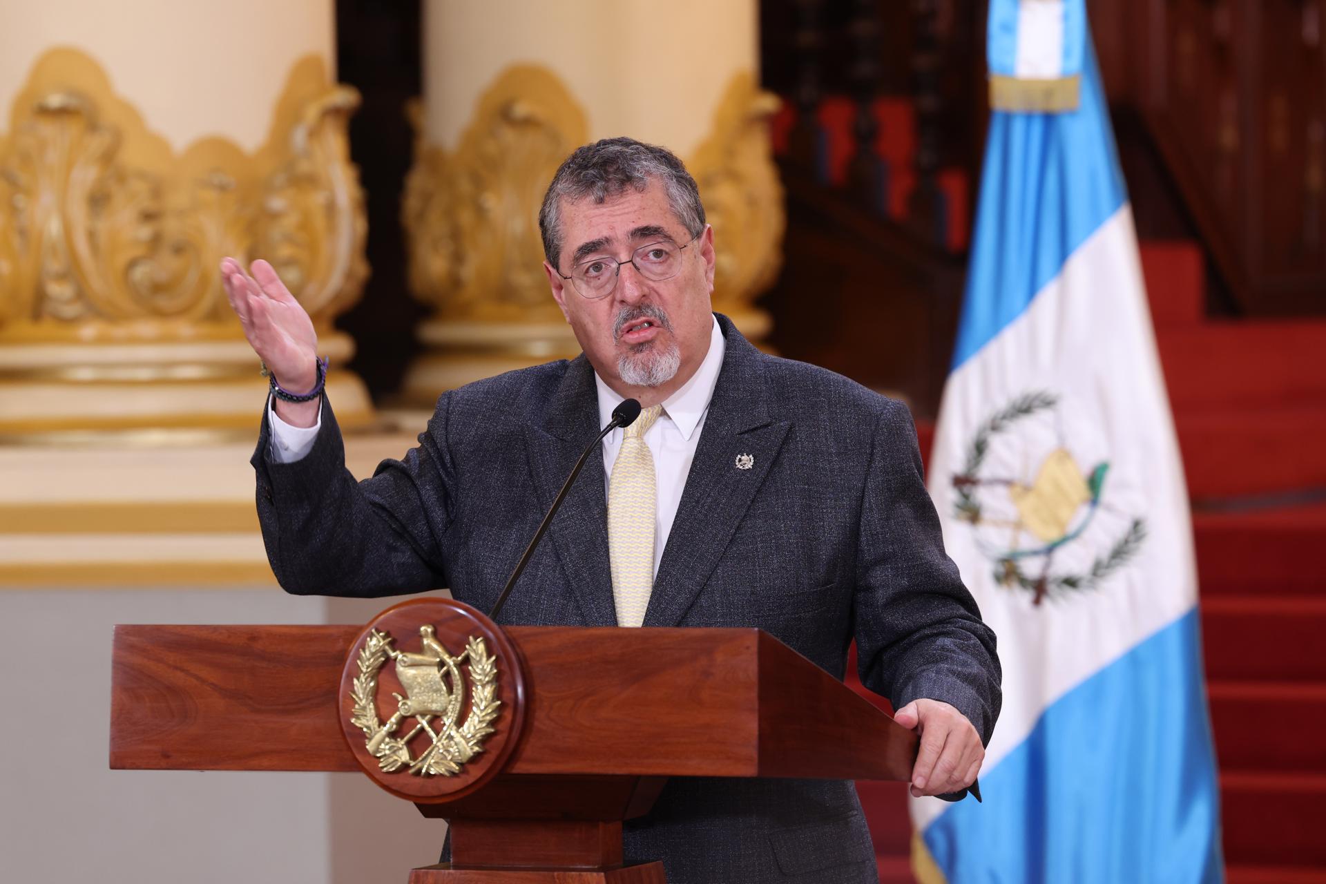 Guatemala insiste en que no reconoce el «fraude» del «régimen» de Maduro en Venezuela
