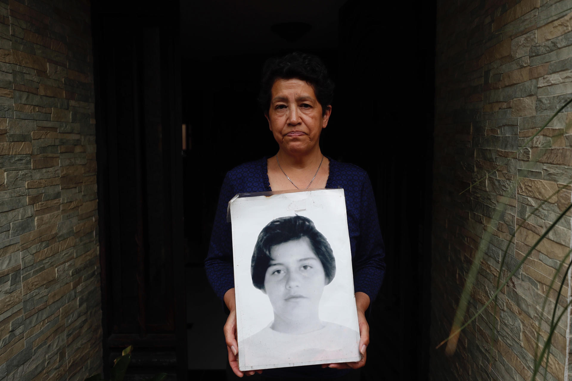 Madres de víctimas de feminicidio y niños huérfanos marcan el Día de las Madres en México