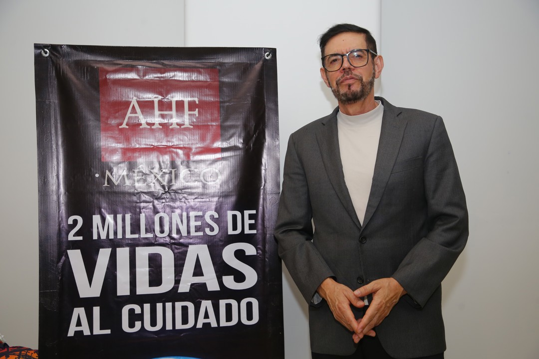Expertos: Comunidad LGTBI en América Latina enfrenta barreras para la detección del VIH