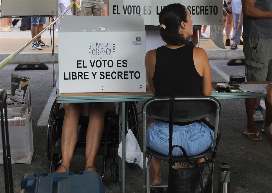 México se apresta para una elección histórica marcada por la violencia y por López Obrador
