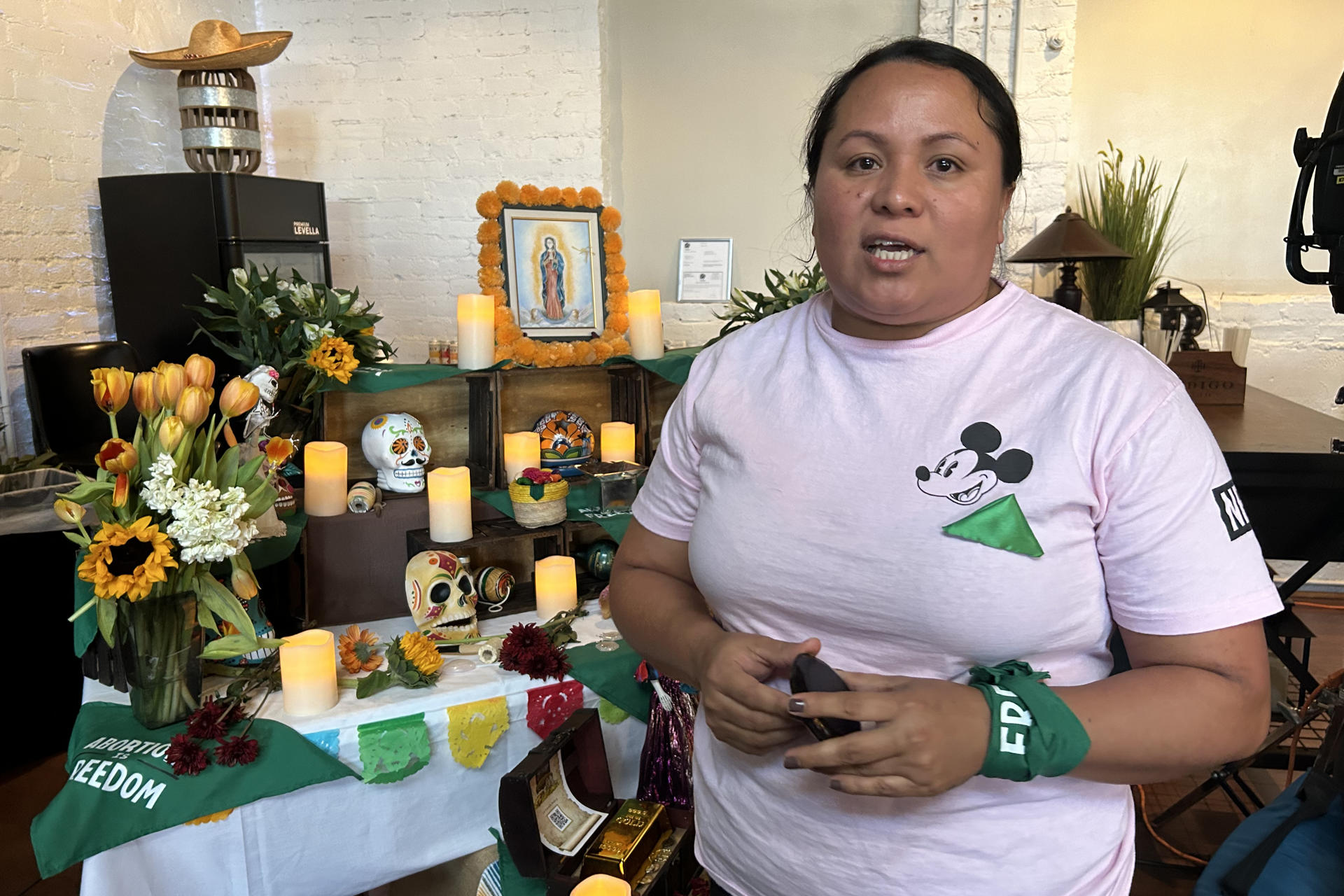 Mujeres de Latinoamérica advierten a votantes en EE.UU. de los efectos del veto al aborto