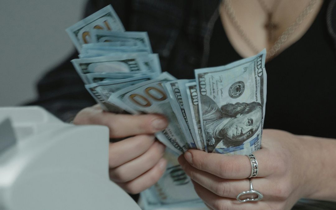 Las remesas alcanzan los 2.477 millones de dólares en el primer semestre de 2024