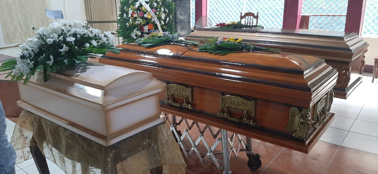 Cuatro años de cárcel a policía que mató a tres miembros de una familia por no respetar un semáforo en rojo