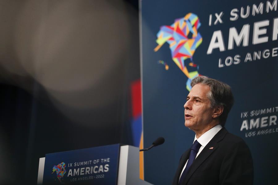 EE.UU. y la OEA condenan los empujones e insultos a Juan Guaidó en Venezuela