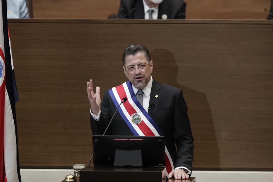 Expresidentes de Costa Rica piden a Rodrigo Chaves no aceptar al representante de Ortega en el SICA