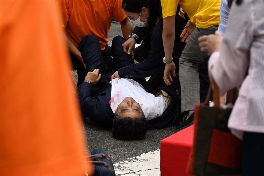 Asesinan al exlíder nipón Shinzo Abe en un acto electoral en Japón