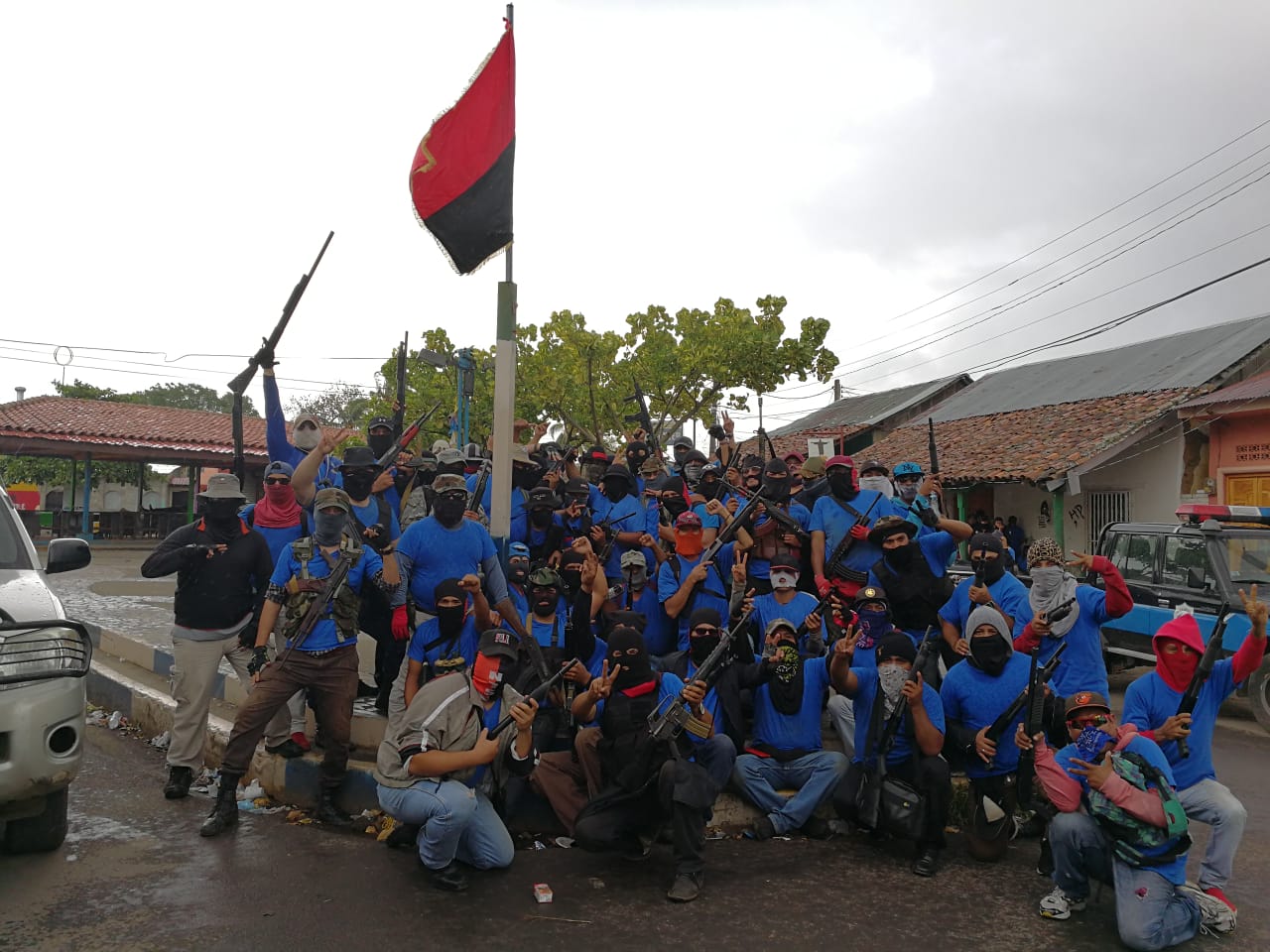 Los simpatizantes del régimen celebran la masacre perpetrada por policías y paramilitares contra los opositores de Carazo en 2018