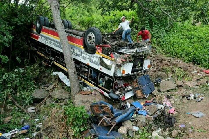 Elevan a 15 los venezolanos muertos en accidente de cuesta “La Cucamonga”