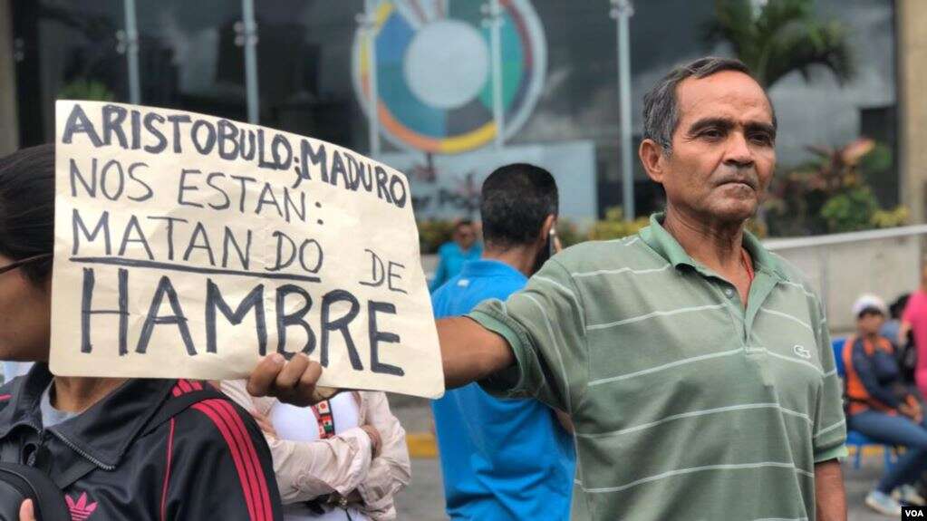 Docentes en paro en Venezuela: “Suben la carne y los maestros mueren de hambre”