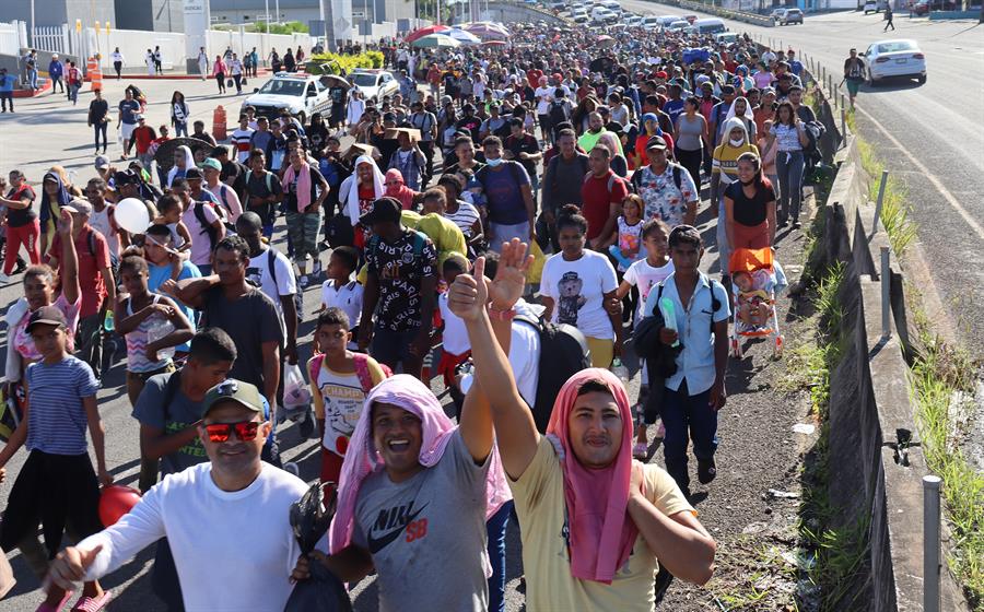 Sale nueva caravana con cerca de 1.000 migrantes desde sur de México