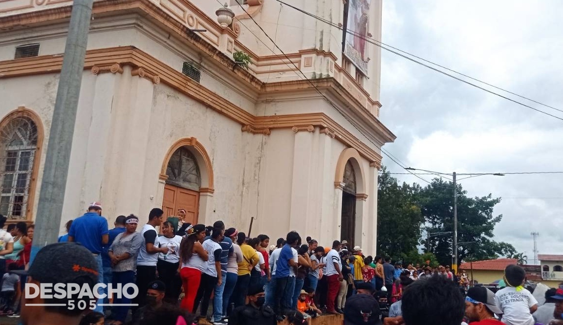 Masaya se rebela a la dictadura en bajada de San Jerónimo: «Monimbó vino a su templo, porque no tenemos miedo”