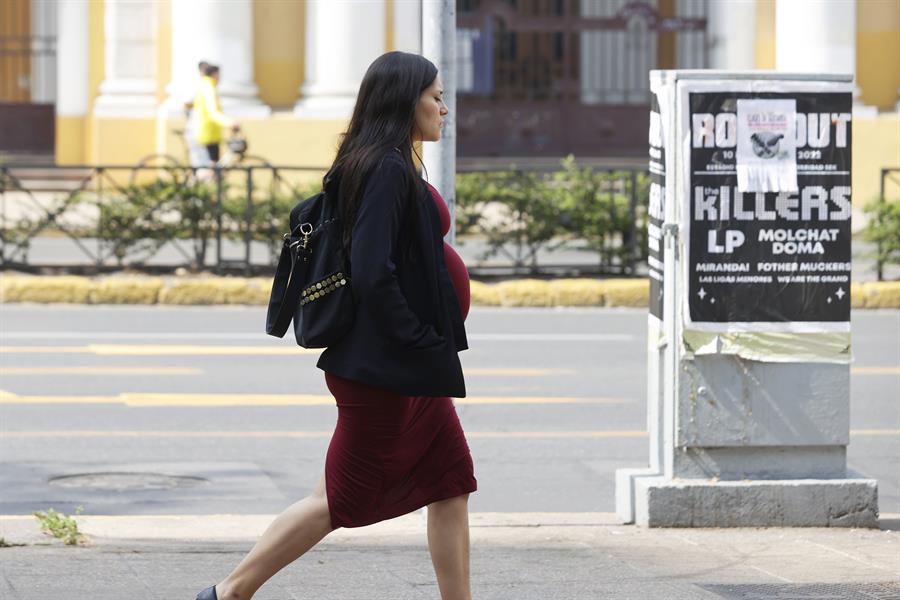Análisis | Cinco años después, la ley del aborto arrastra trabas en Chile