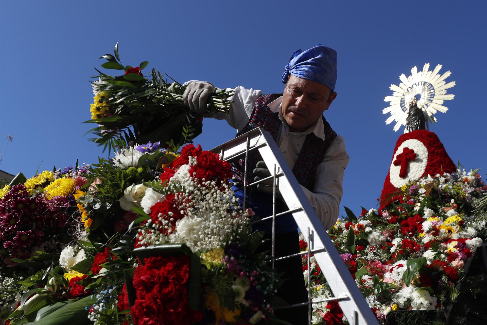 Los nicaragüenses en España festejan a la Virgen del Pilar, patrona de la Hispanidad