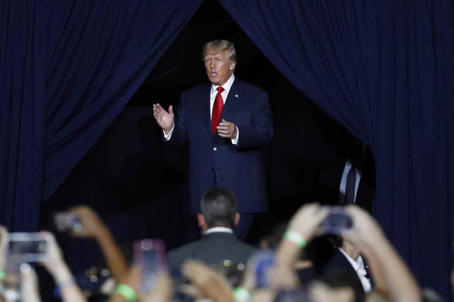 Trump cobró tarifas de hospedaje excesivas al Servicio Secreto en sus hoteles