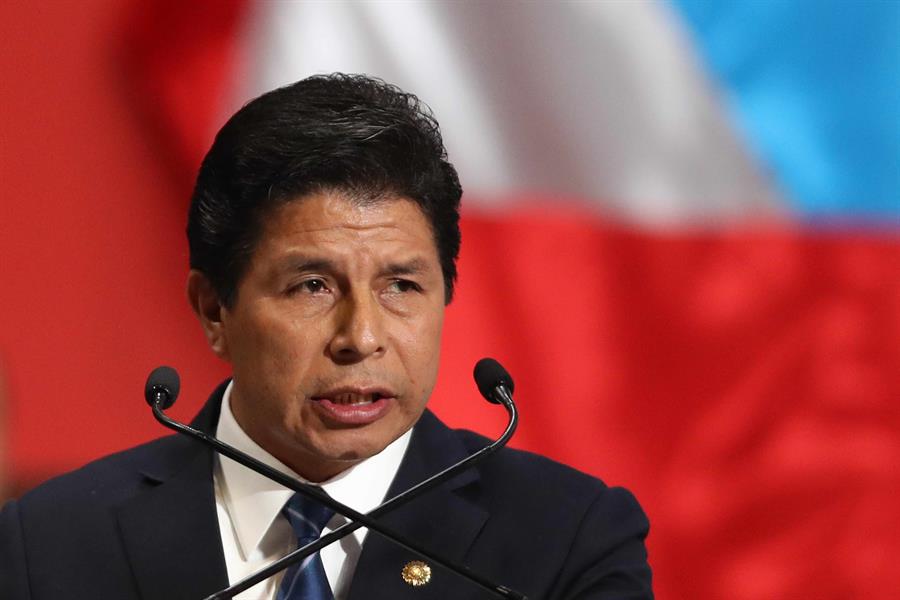 Castillo pide a la OEA evitar una «nueva modalidad de golpe de Estado» en Perú