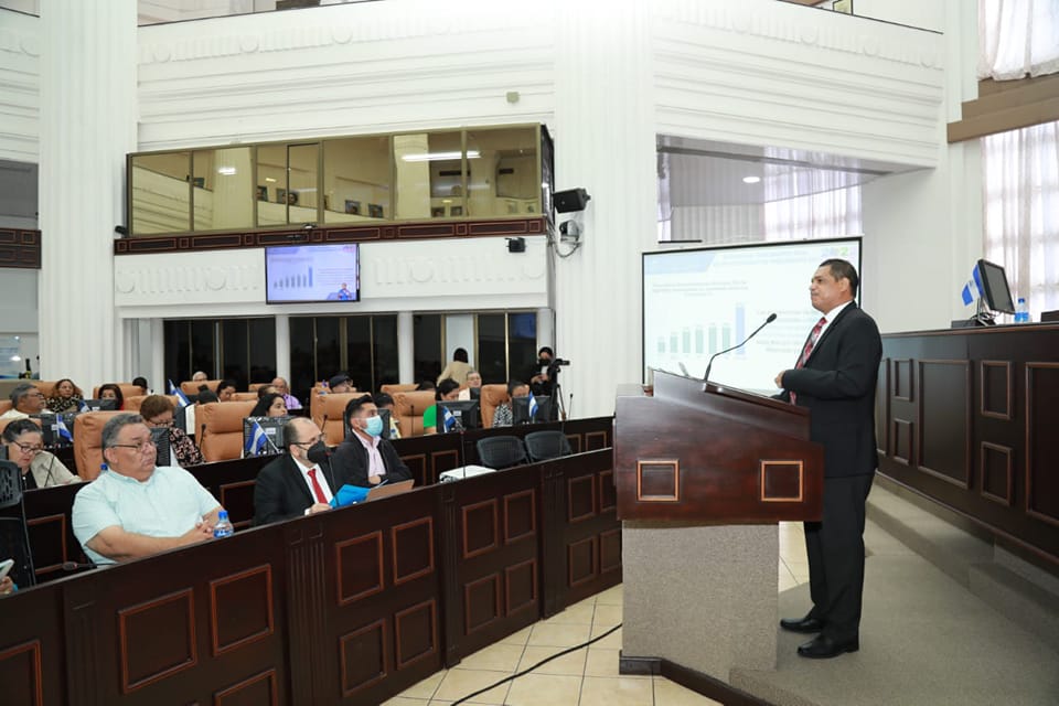 Hacienda presenta el Presupuesto del 2023 “sin déficit”