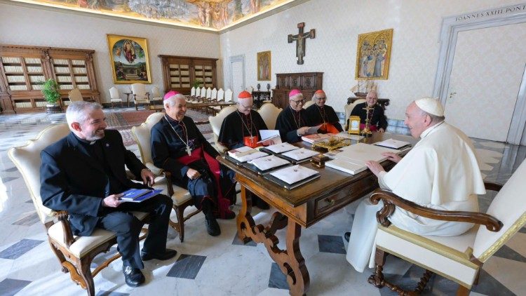 El cardenal Brenes dice en Roma que seguirá el diálogo con la dictadura de Ortega