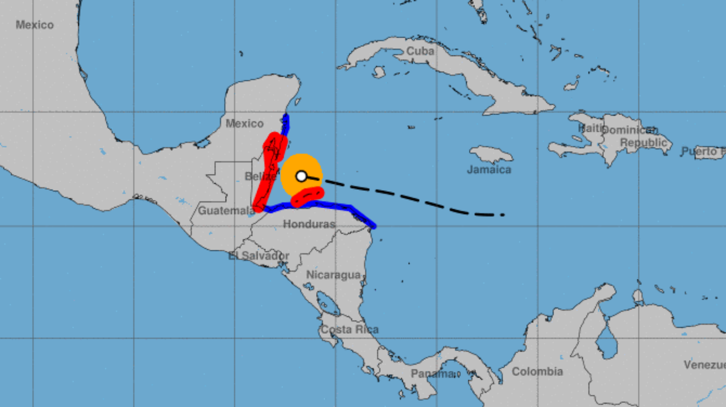 Lisa se convierte en huracán y se dirige a Centroamérica