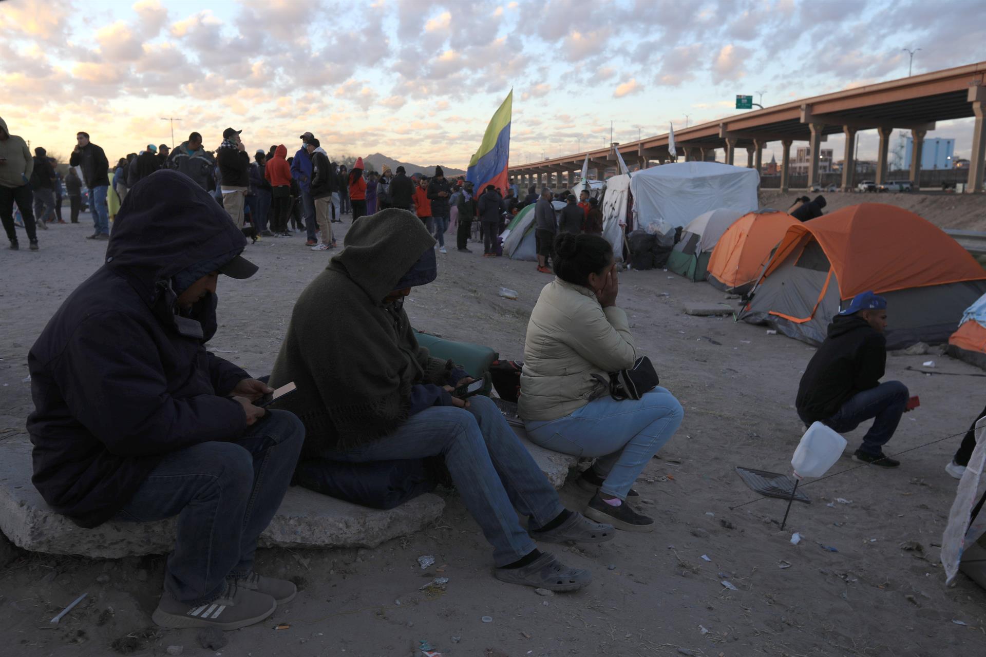 Esperanza entre venezolanos varados en México tras el bloqueo del Título 42 de EEUU