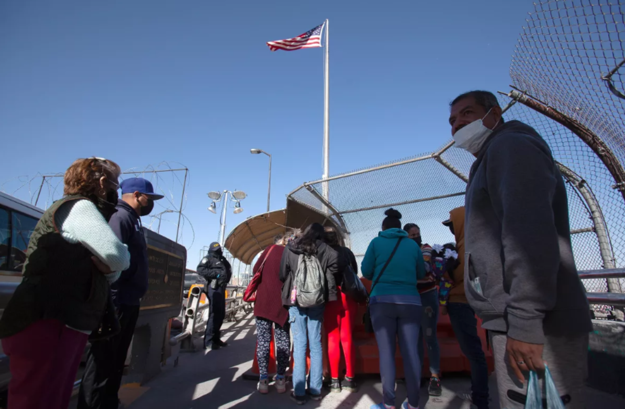 Estados Unidos prepara un plan para procesar solicitudes de asilo en la frontera