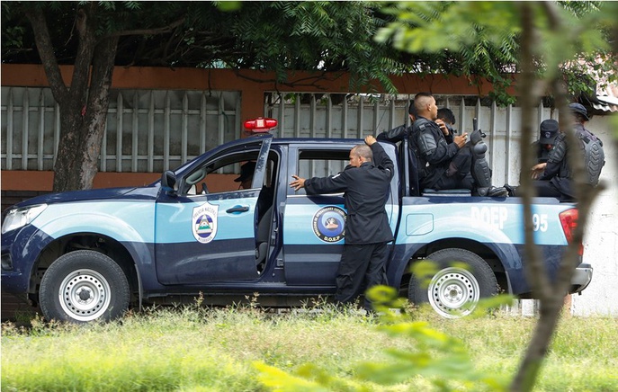 El orteguismo criminaliza las redes sociales al acusar a tres opositores de promover el «no voto» a través de grupos de WhatsApp