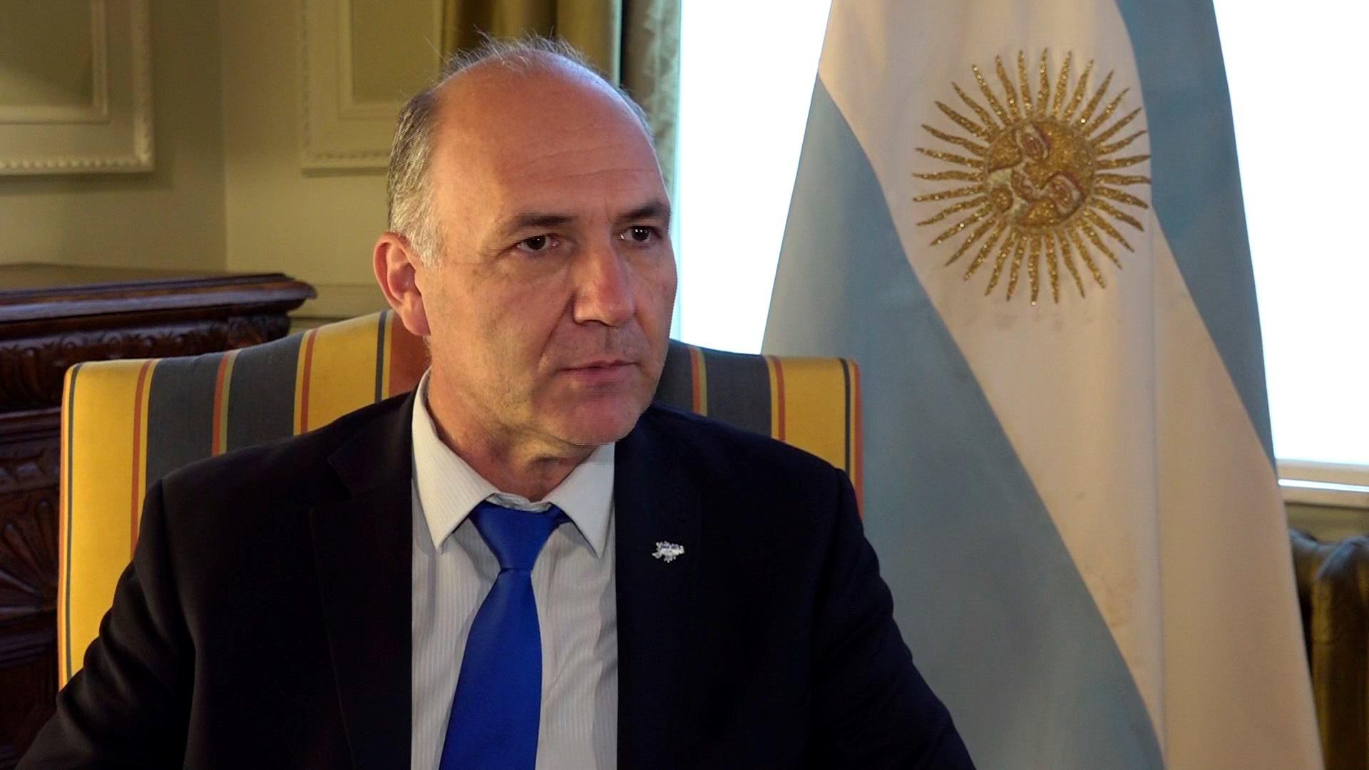 Argentina protesta ante el Reino Unido por el anuncio de ejercicios en Malvinas