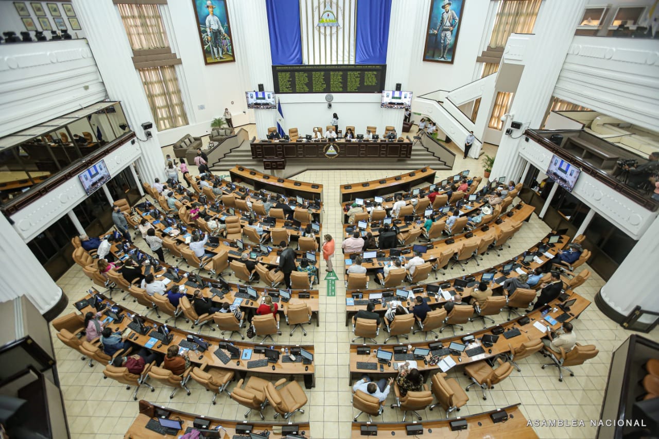 Amplían por cinco años los beneficios fiscales a las generadoras de energía renovable