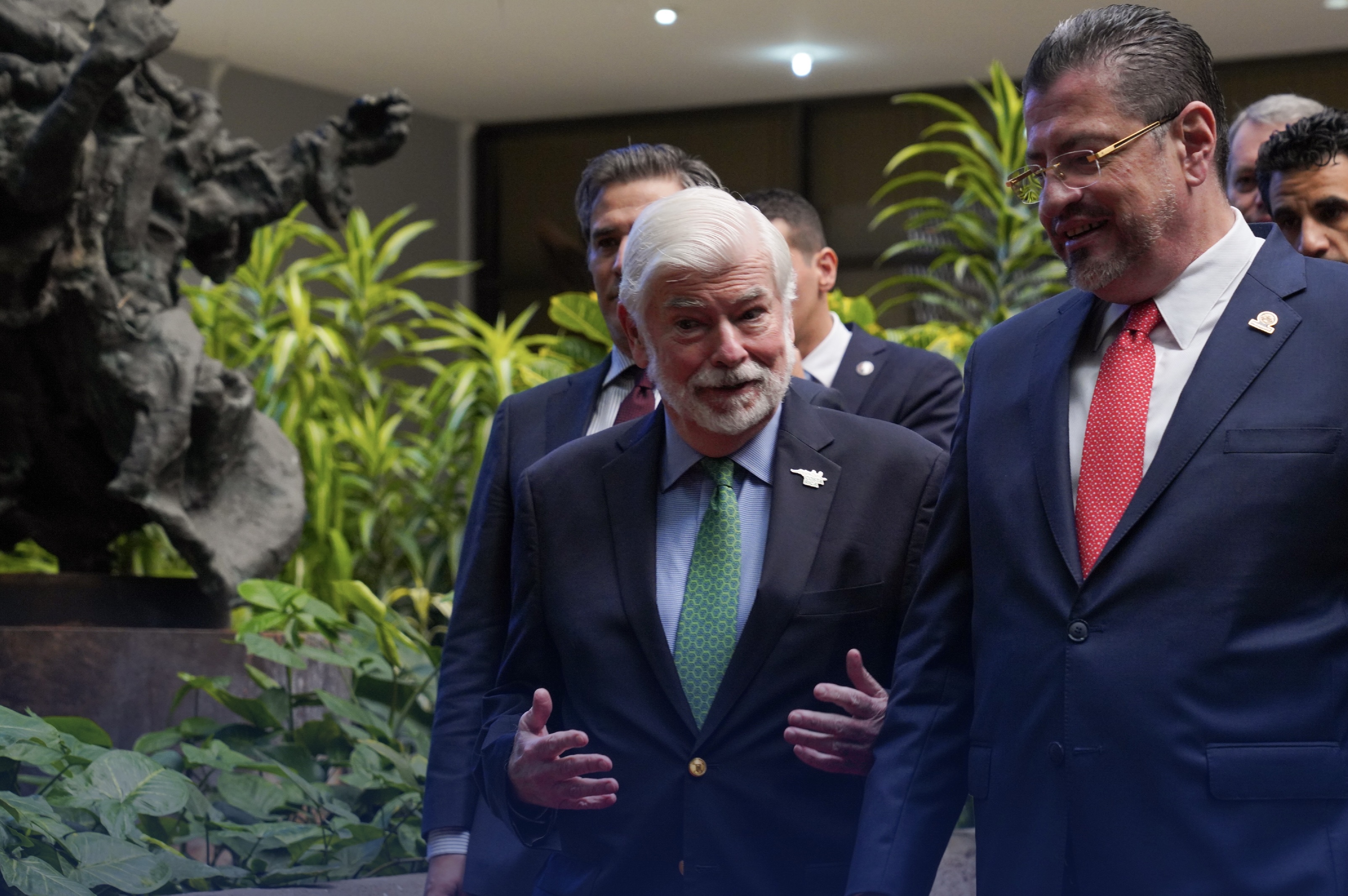 Costa Rica plantea a Estados Unidos la necesidad de poner orden en su régimen de refugio y de inmigración