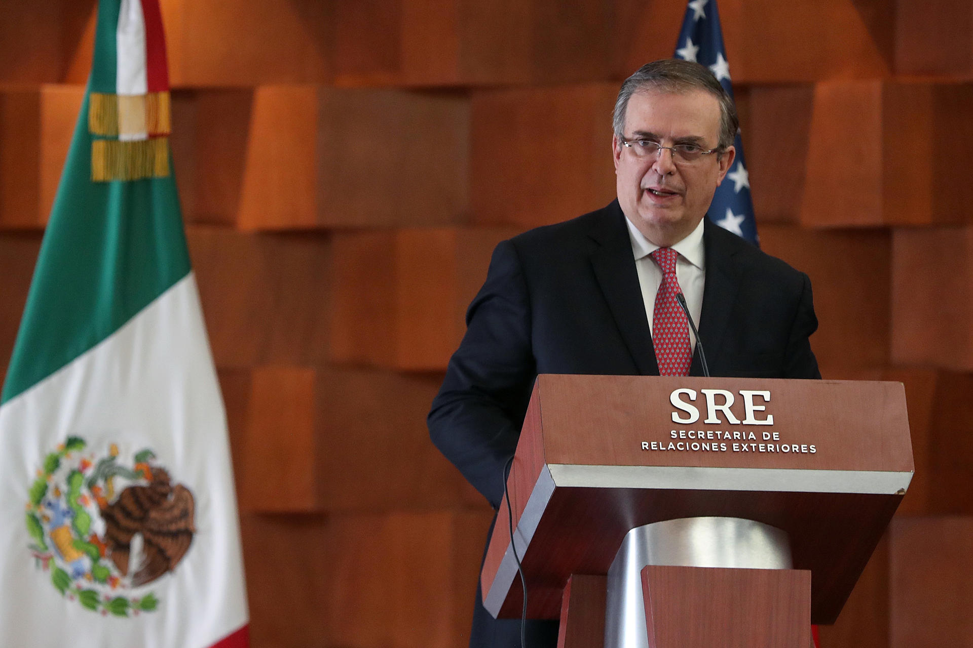 México considera reprobable e infundada la expulsón de su embajador en Perú