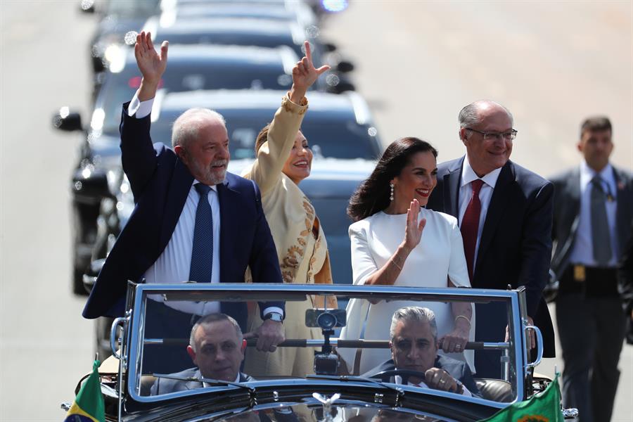 Lula jura como nuevo presidente de la República Federativa de Brasil