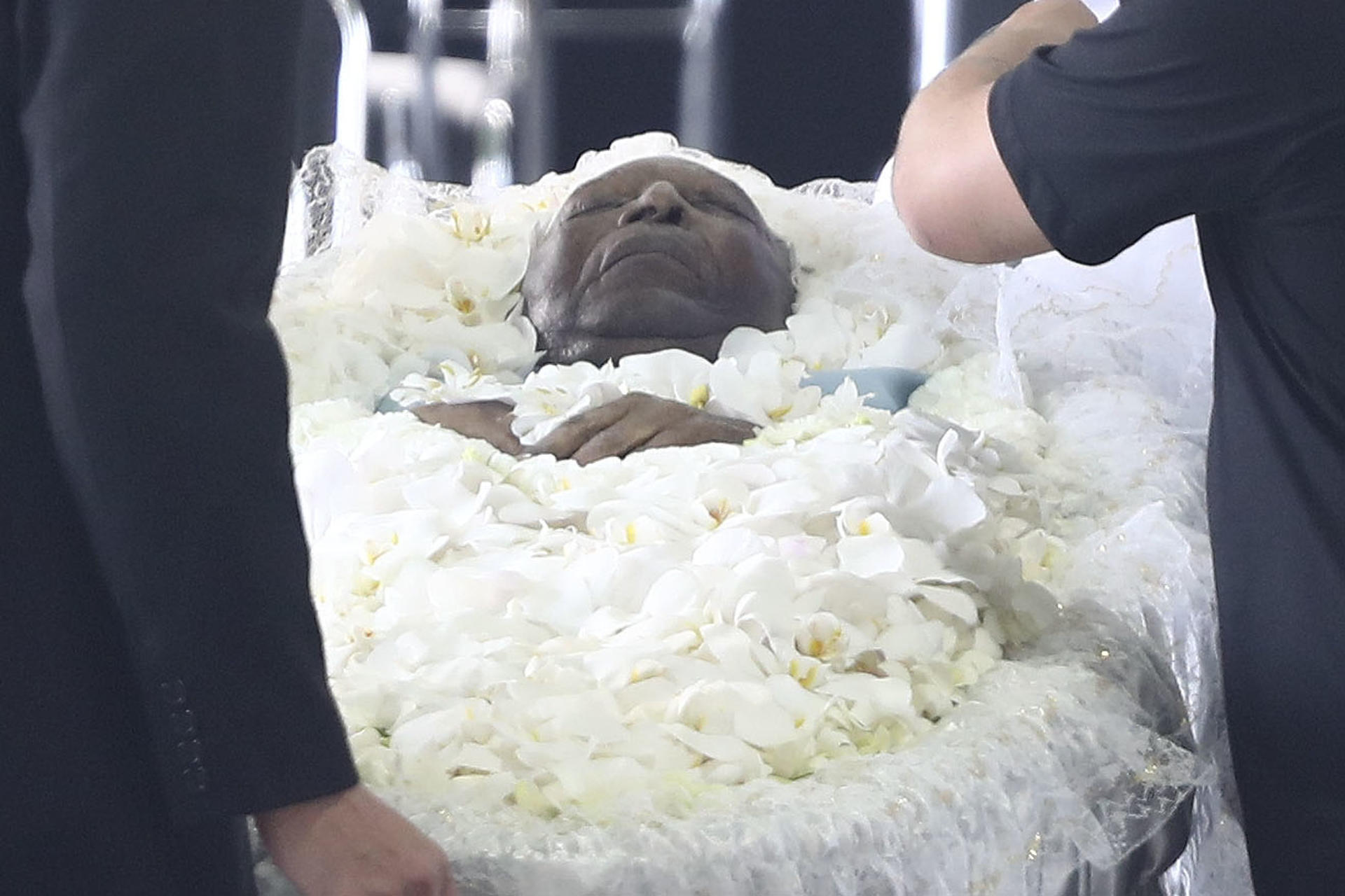 Brasil comienza la despedida de Pelé