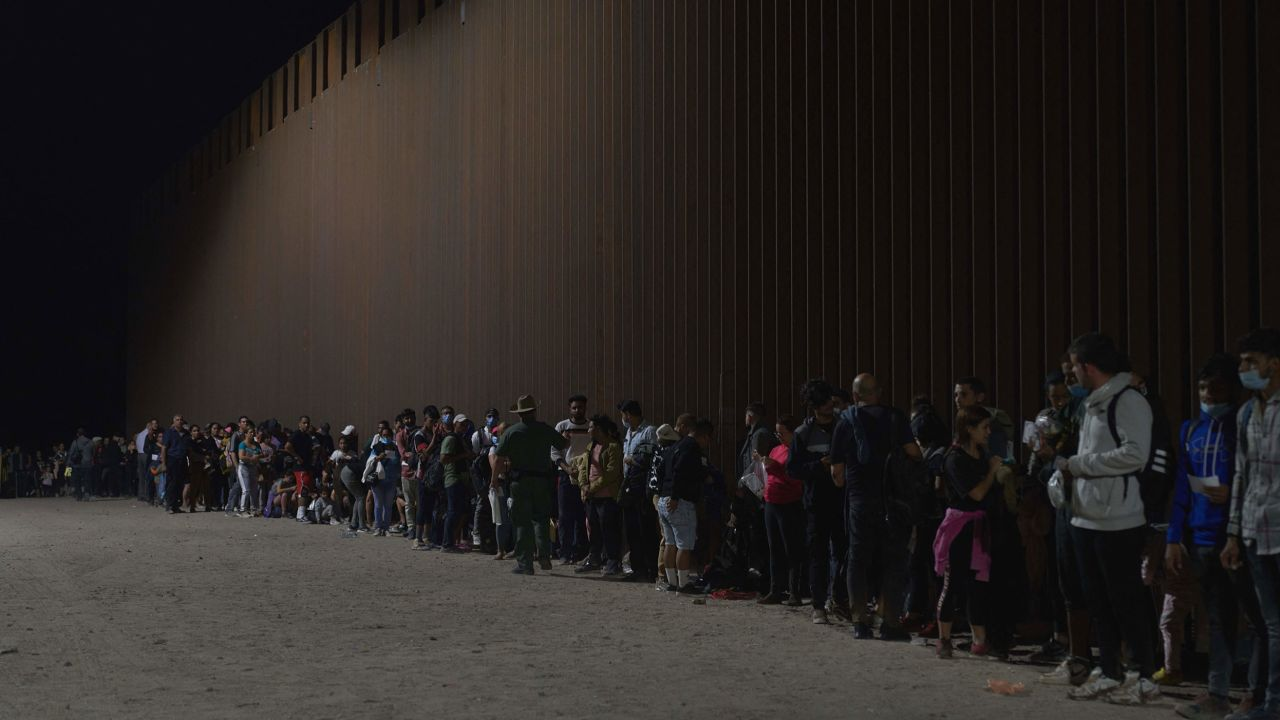 La medida de Biden deja a los nicaragüenses varados en México en un limbo migratorio 