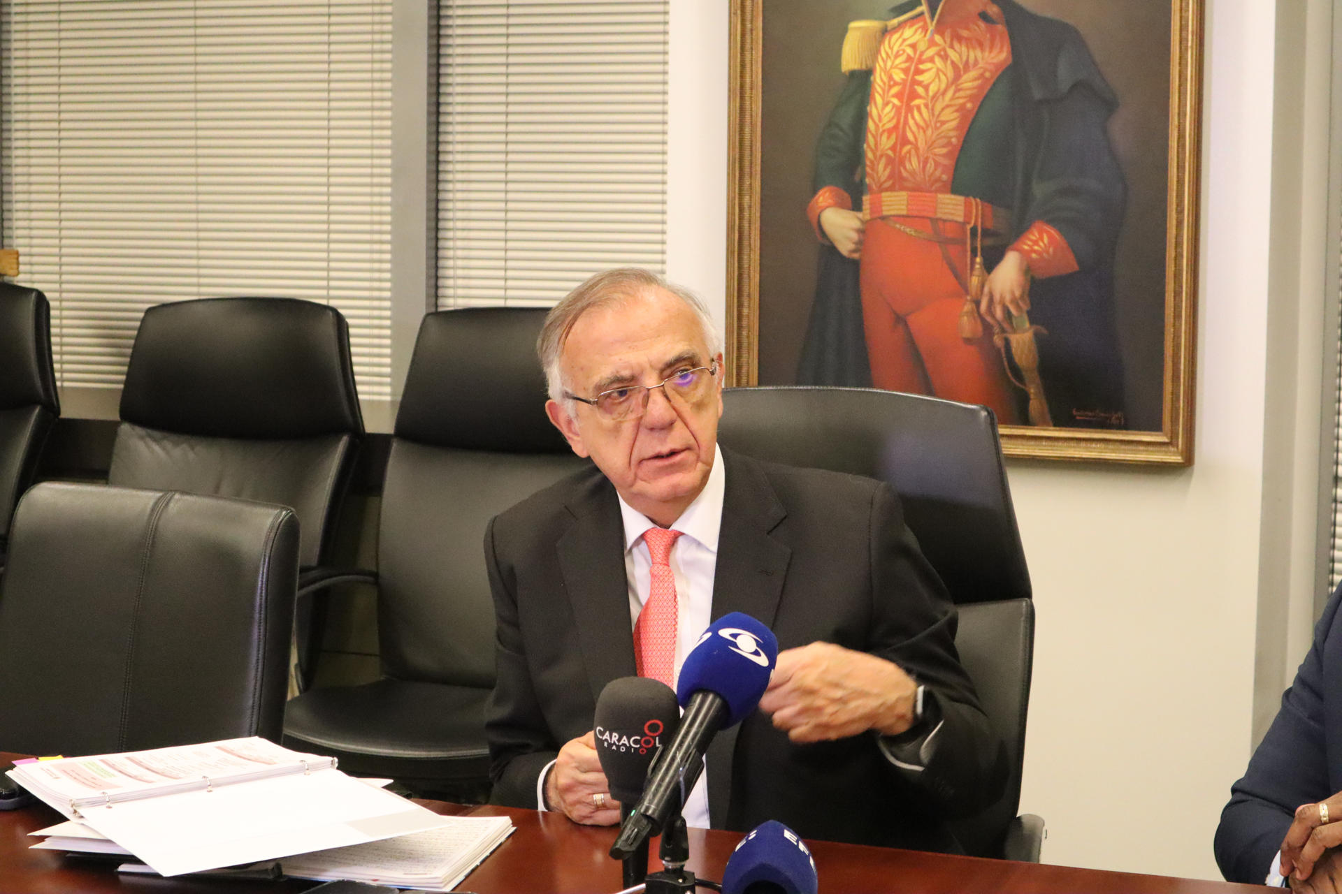 Acusación contra ministro de Petro tensa la relación de Guatemala y Colombia