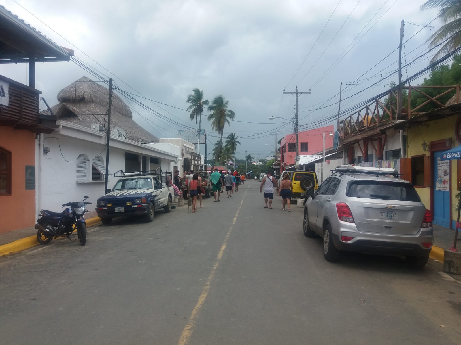 Dan ultimátum a dueños de negocios que invaden las calles y aceras de San Juan del Sur