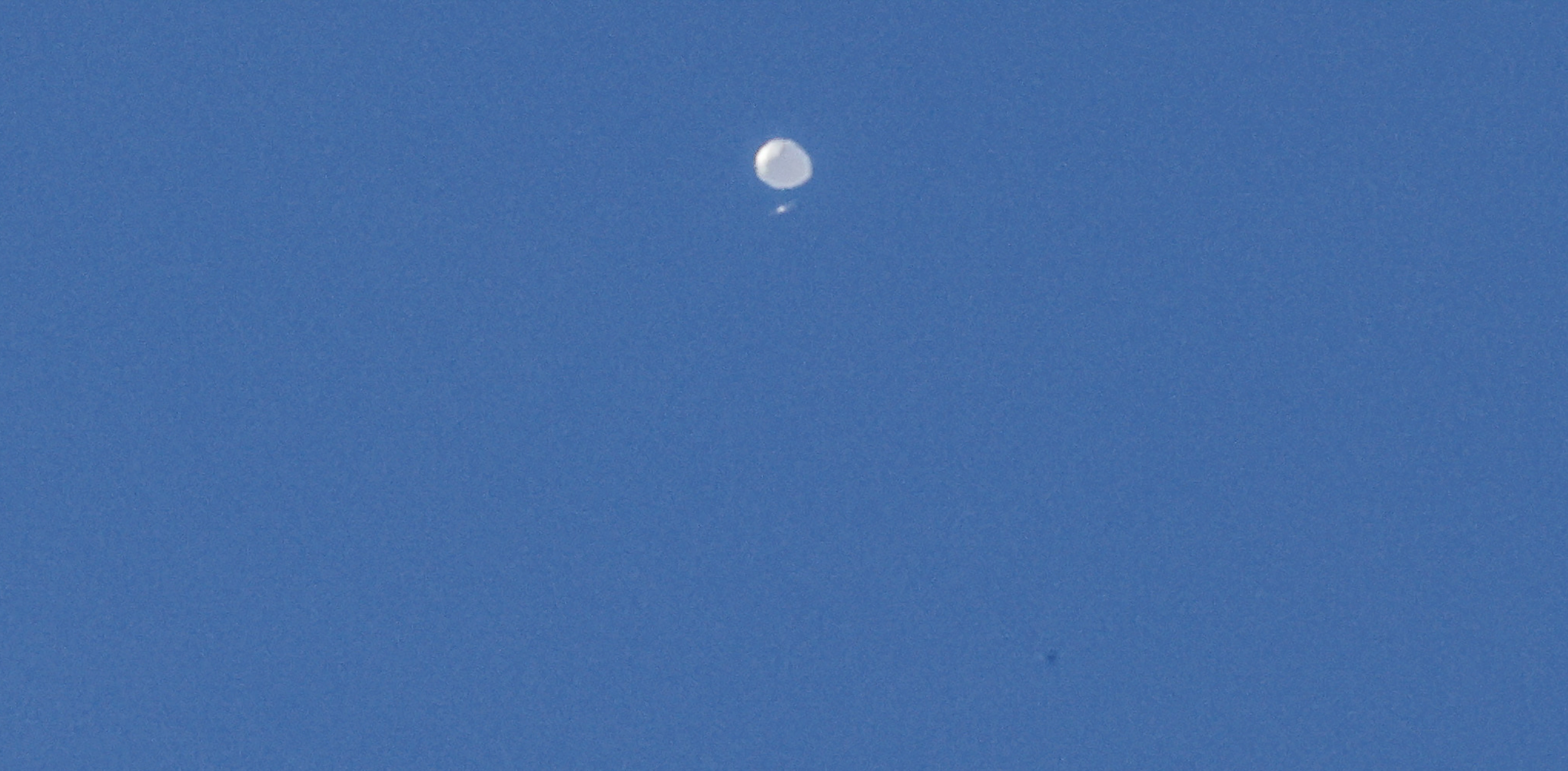 EE.UU. confirma que derribó el «globo espía» chino con aviones de combate