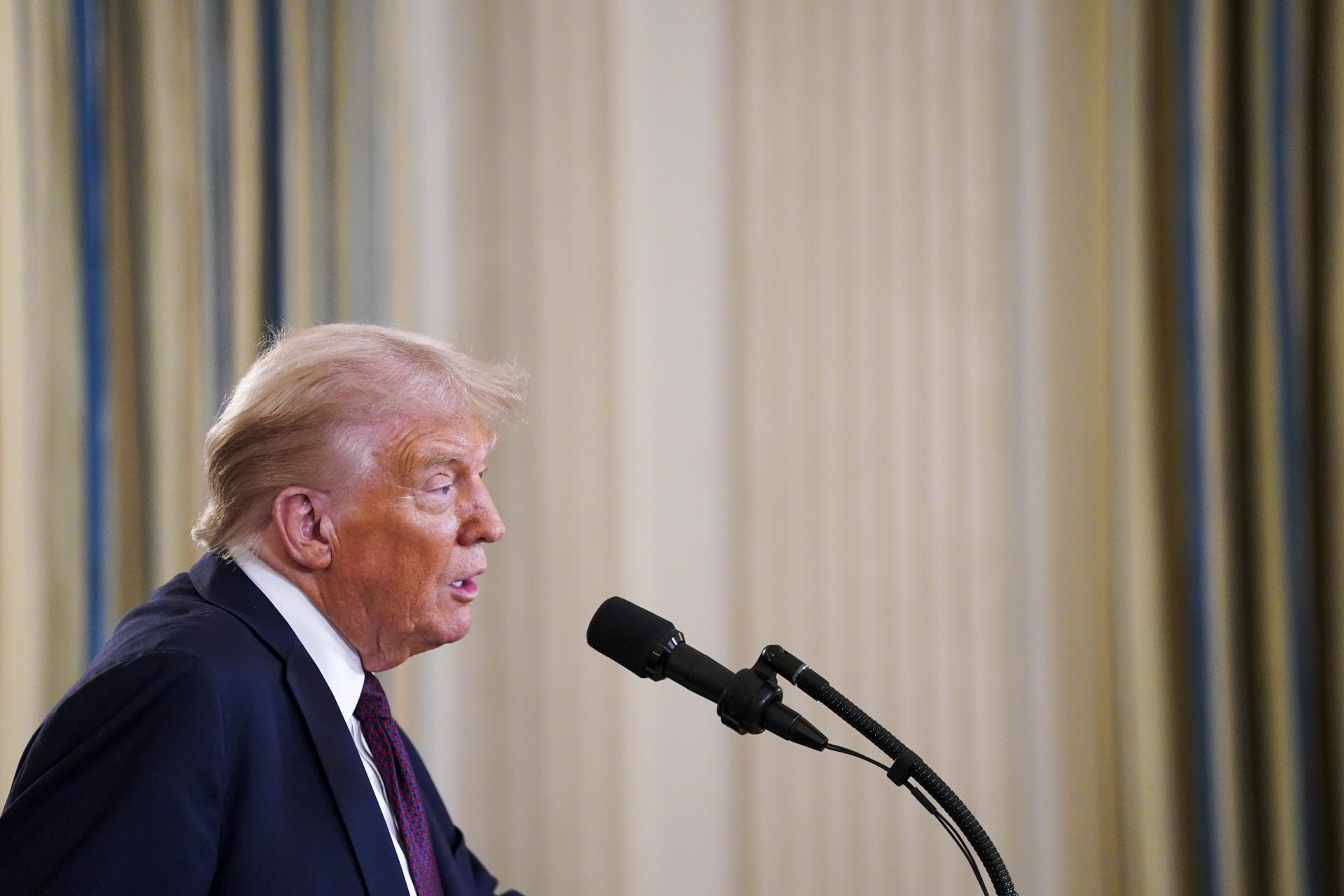 Trump da a Hamás hasta el domingo para aceptar su plan para Gaza o destará «un infierno»