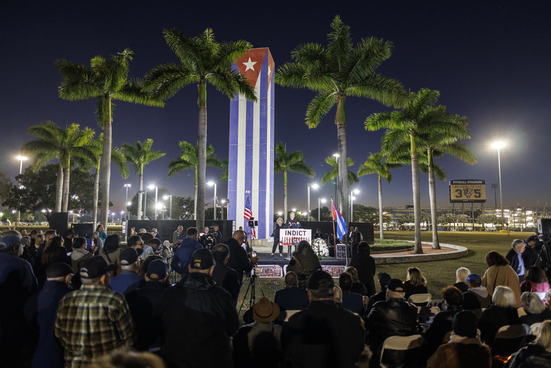 El exilio cubano urge nuevos cargos contra Raúl Castro en EEUU tras la captura de Maduro