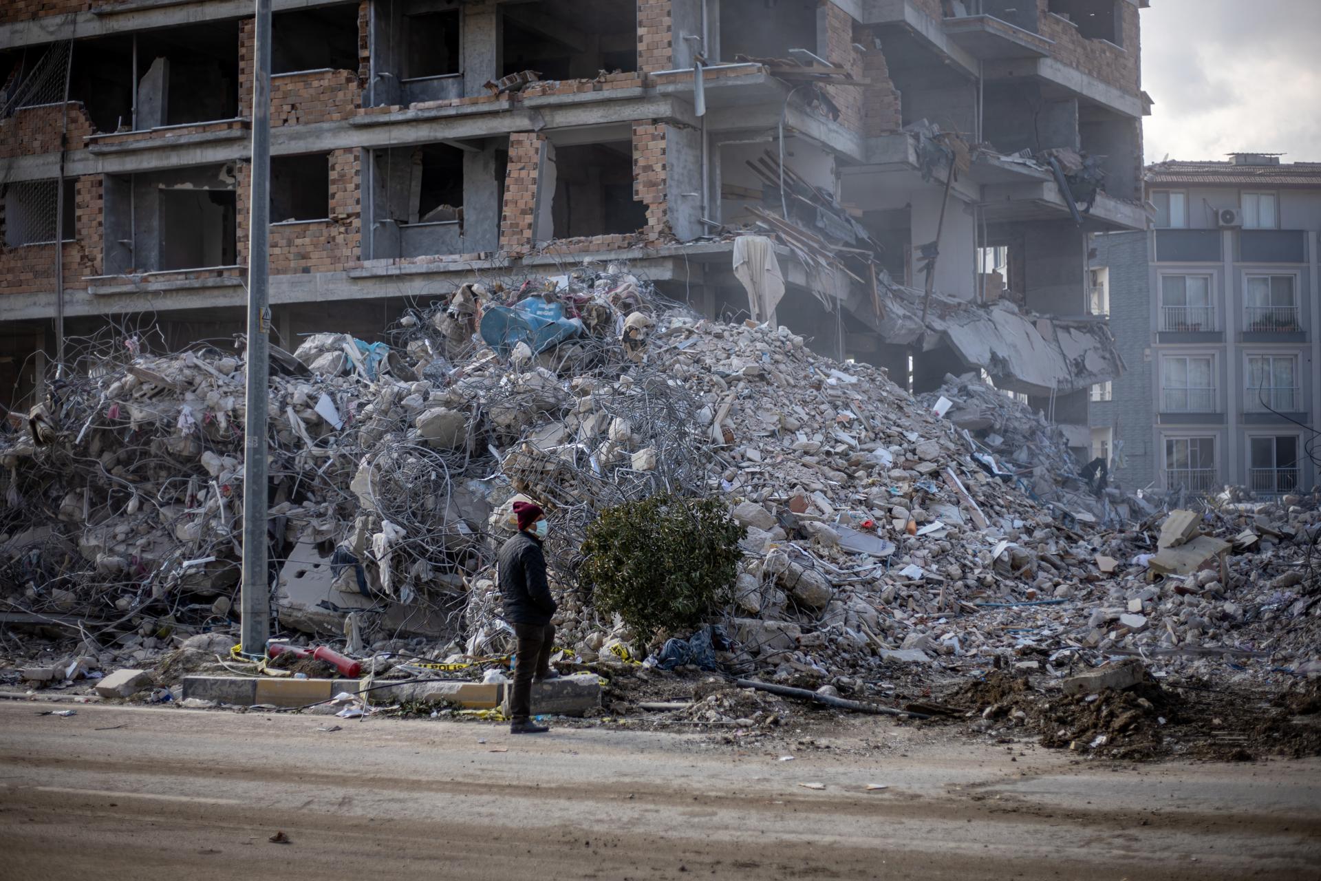 Turquía da casi por cerrada la búsqueda de supervivientes, tras 41.100 muertos