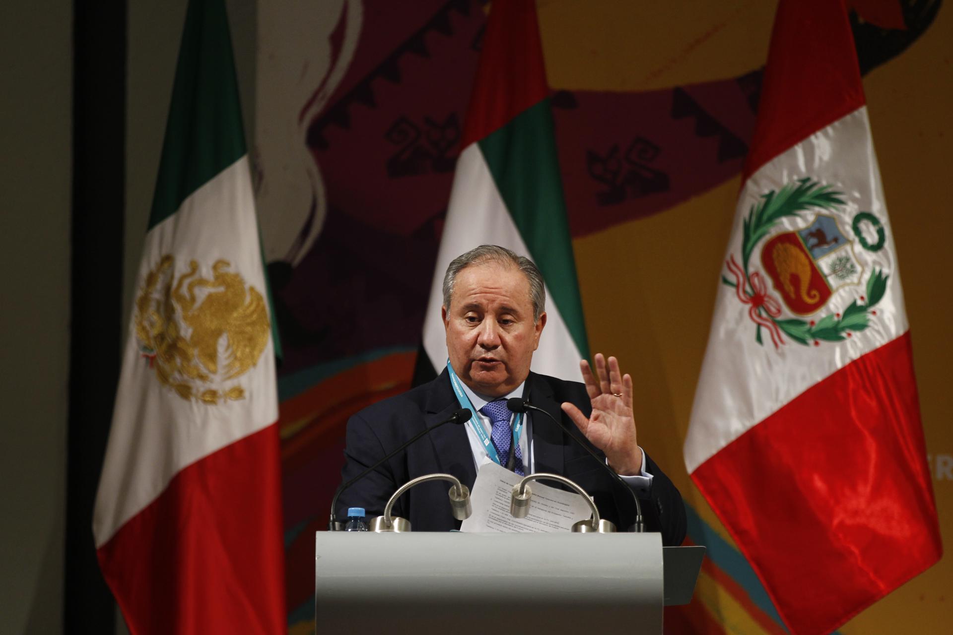 El Gobierno peruano oficializa el término de funciones de su embajador en México