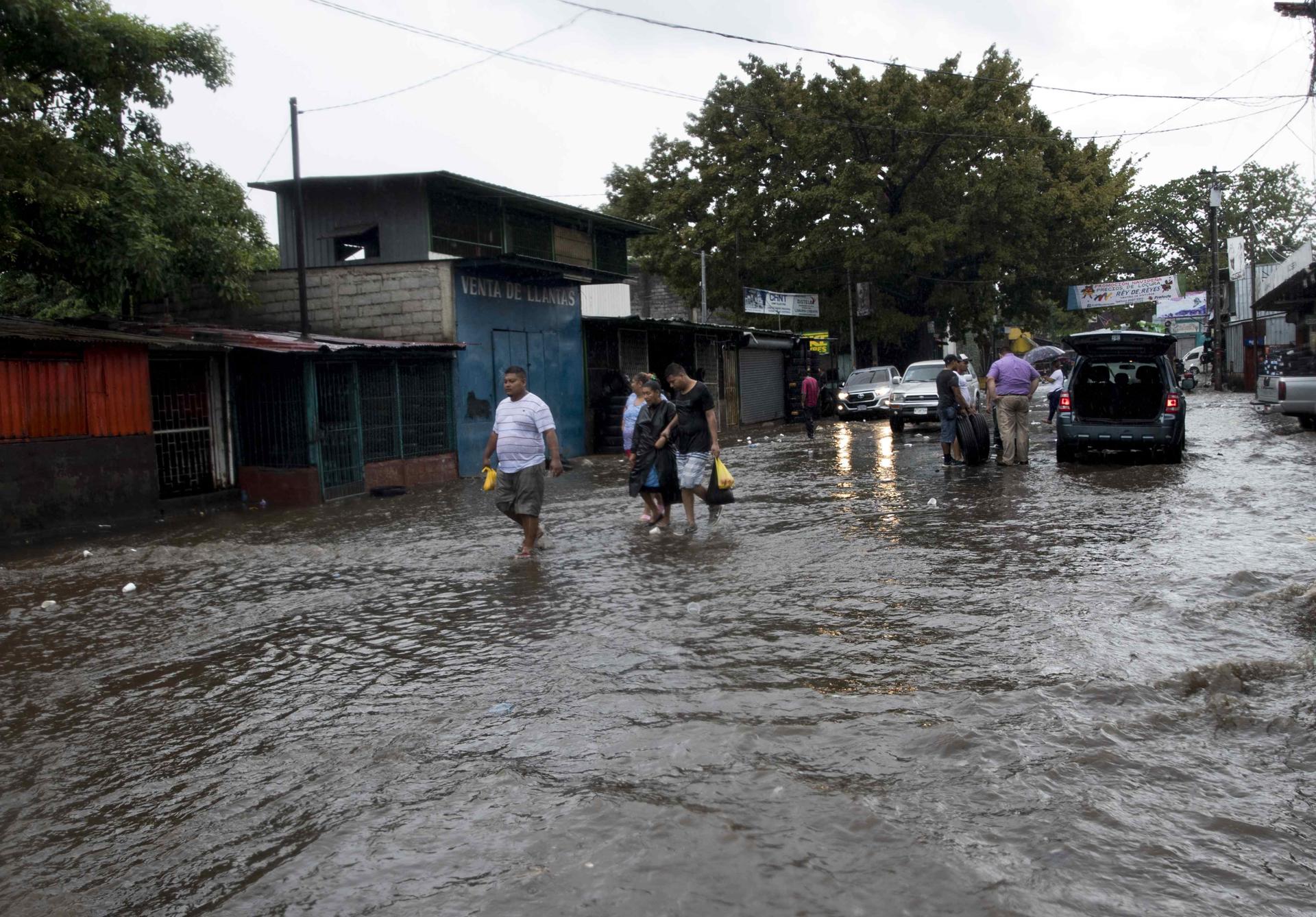 El PMA dona a Nicaragua 2.000 toneladas de alimentos para los afectados por huracanes