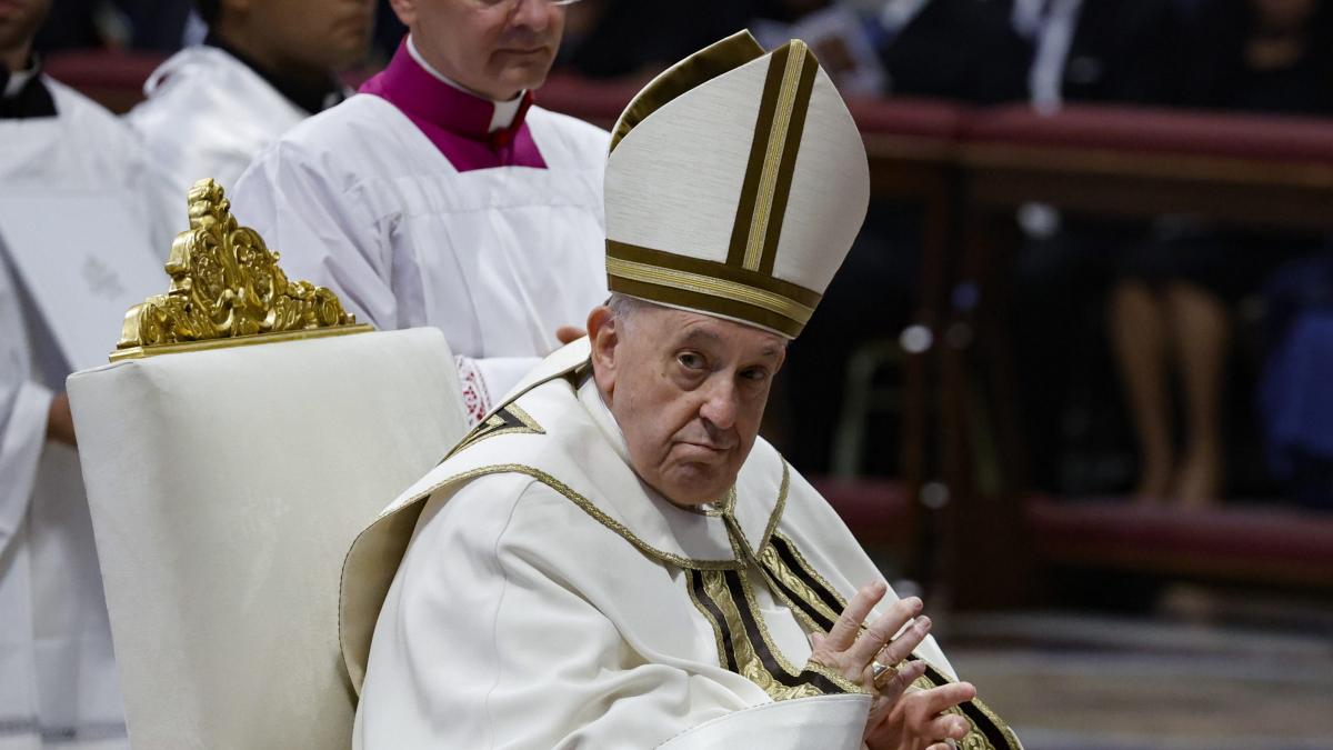 El papa Francisco califica a Ortega como un dictador “grosero” y lo compara con Hitler 