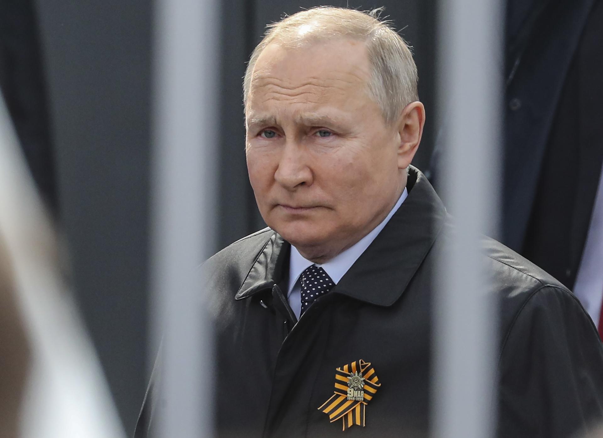 La Corte Penal Internacional gira orden de detención contra Putin