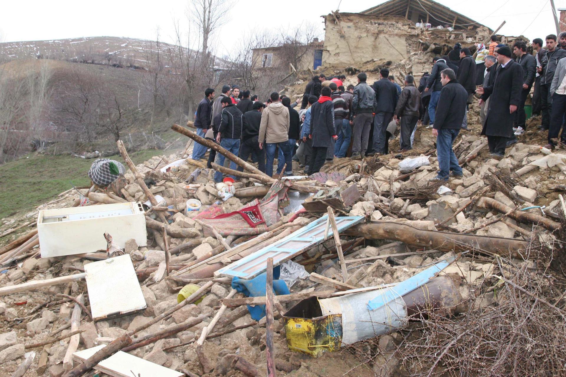 Turquía calcula en 100.000 millones de euros los daños por los terremotos