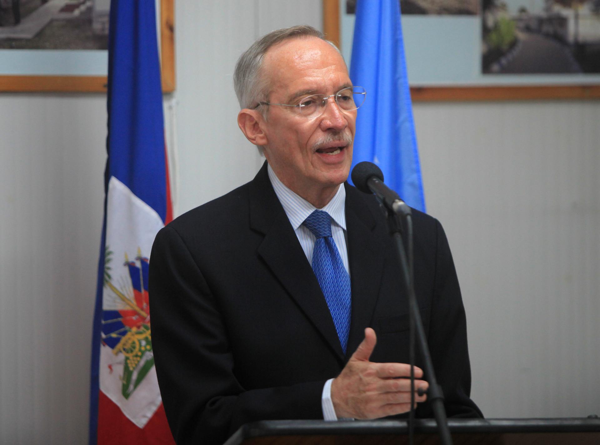 Guatemala acusa al candidato presidencial que defendió a periodistas