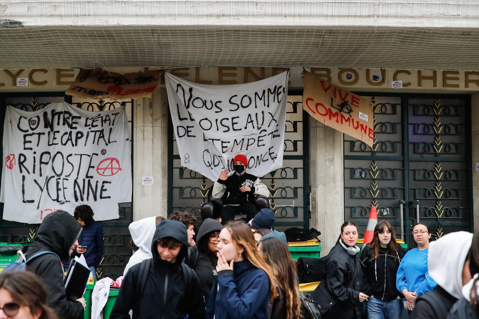 Los jóvenes, el nuevo rostro de la ira francesa contra la reforma de pensiones