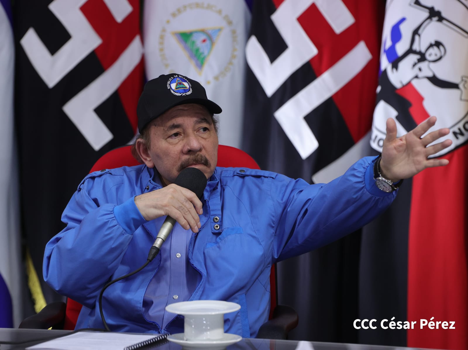 Ortega calla ante señalamientos de violaciones de derechos humanos